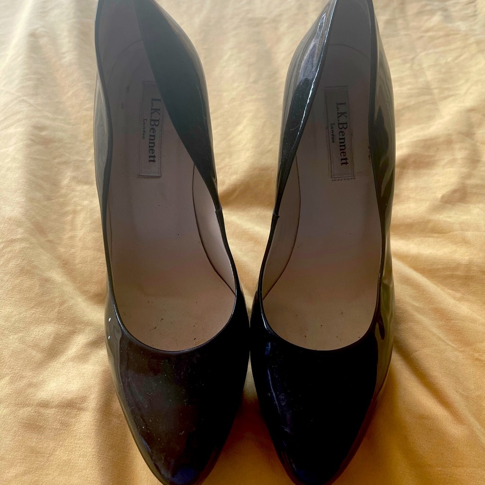 LK BENNET HEELS